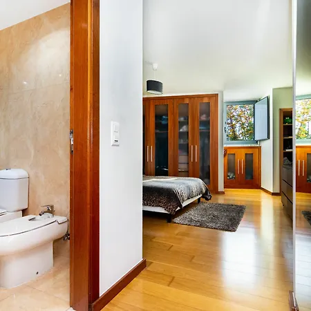 Whome | Damasceno Contemporary 59 Apartment Lisbon